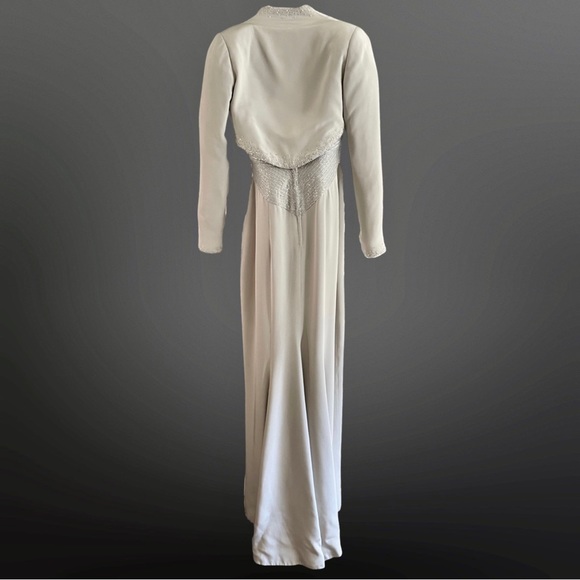 VINTAGE 1990s Stephen Yearick gown & bolero in light silver - Picture 6 of 15
